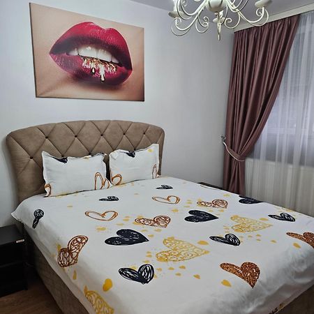 Chic Apartment- Place To Remember Galaţi Esterno foto