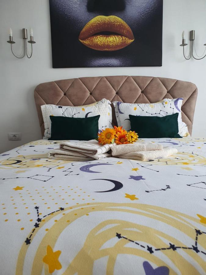 Chic Apartment- Place To Remember Galaţi Esterno foto