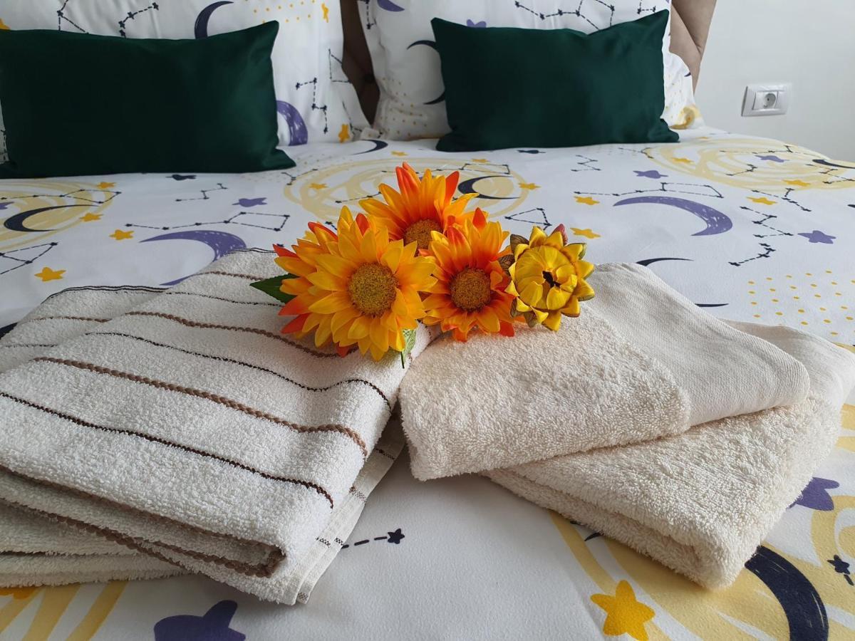 Chic Apartment- Place To Remember Galaţi Esterno foto
