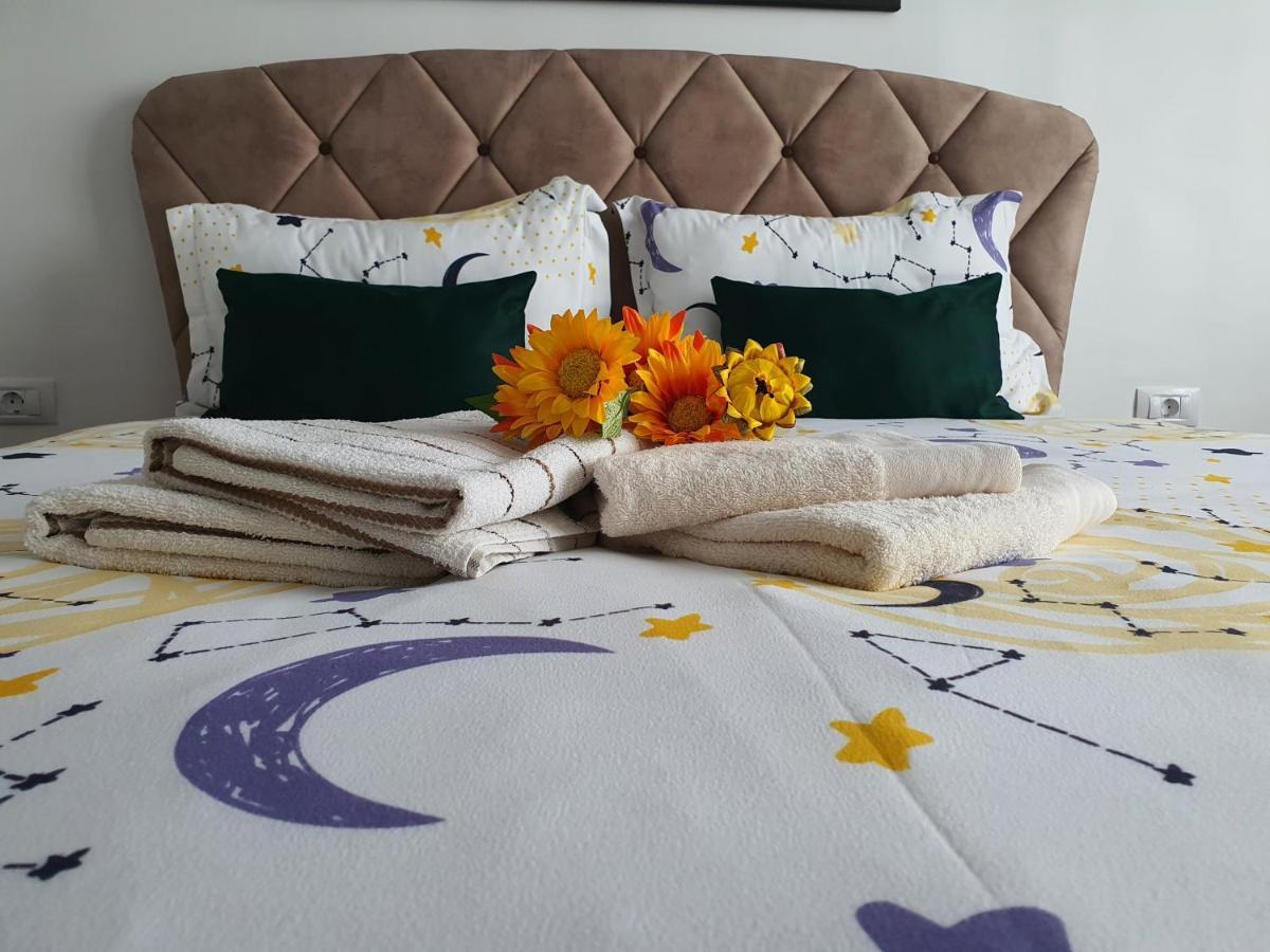 Chic Apartment- Place To Remember Galaţi Esterno foto