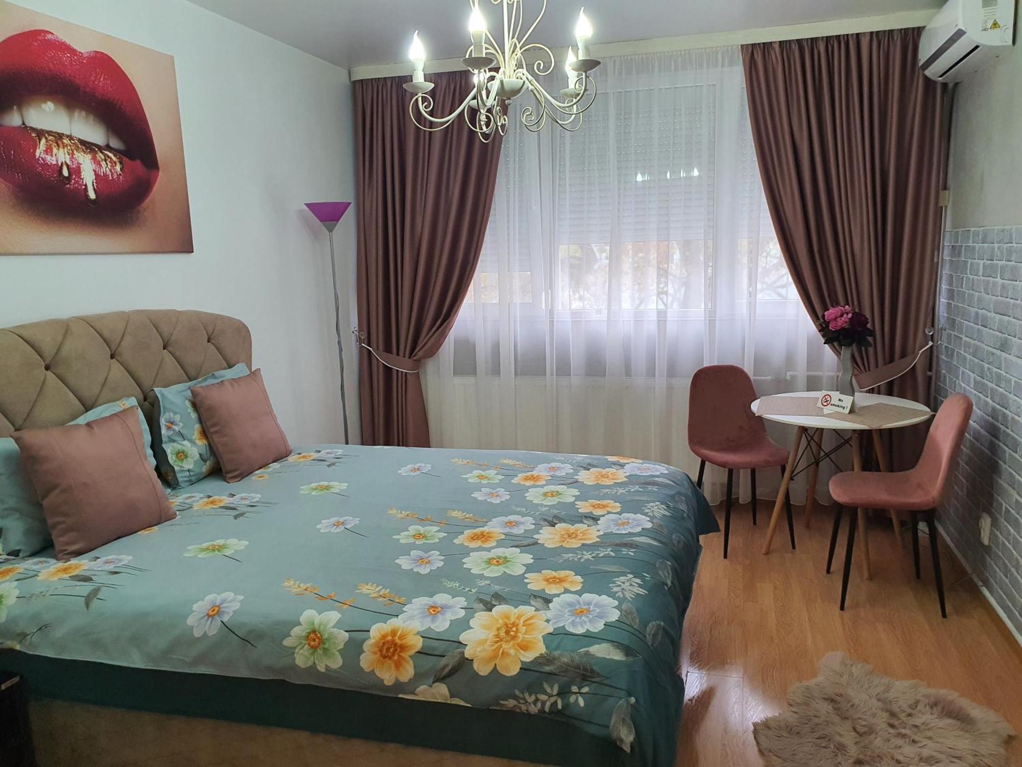 Chic Apartment- Place To Remember Galaţi Esterno foto
