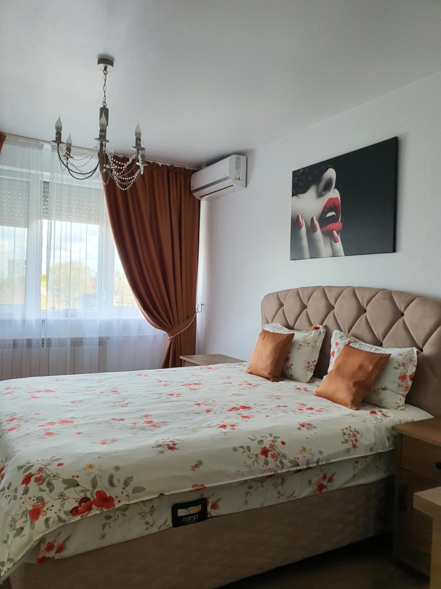 Chic Apartment- Place To Remember Galaţi Esterno foto