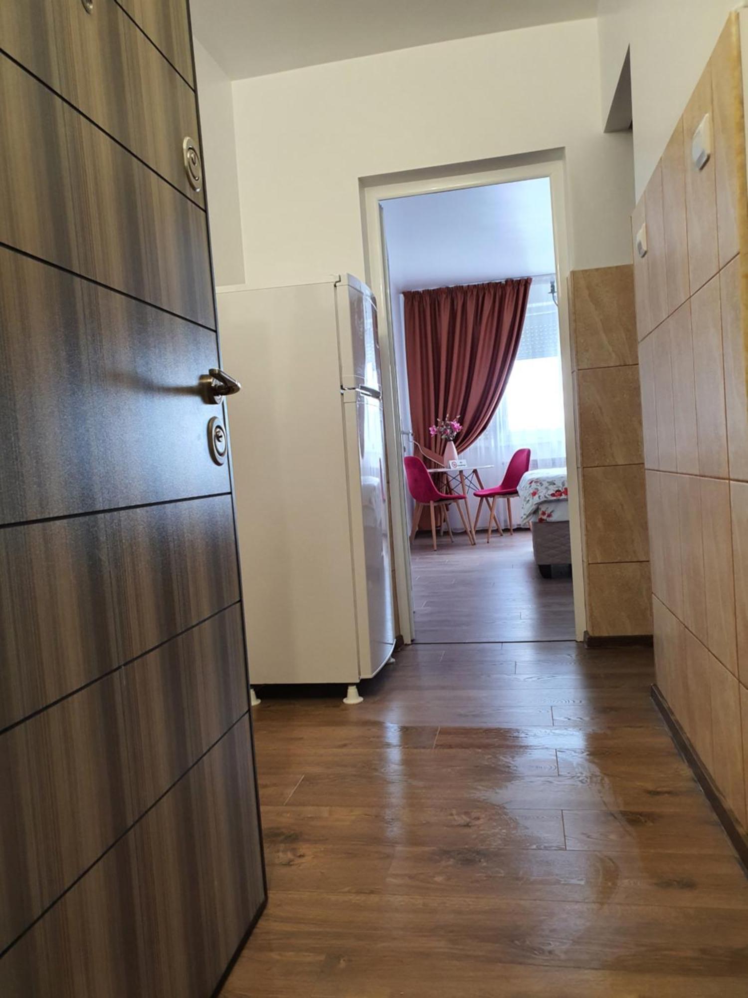 Chic Apartment- Place To Remember Galaţi Esterno foto