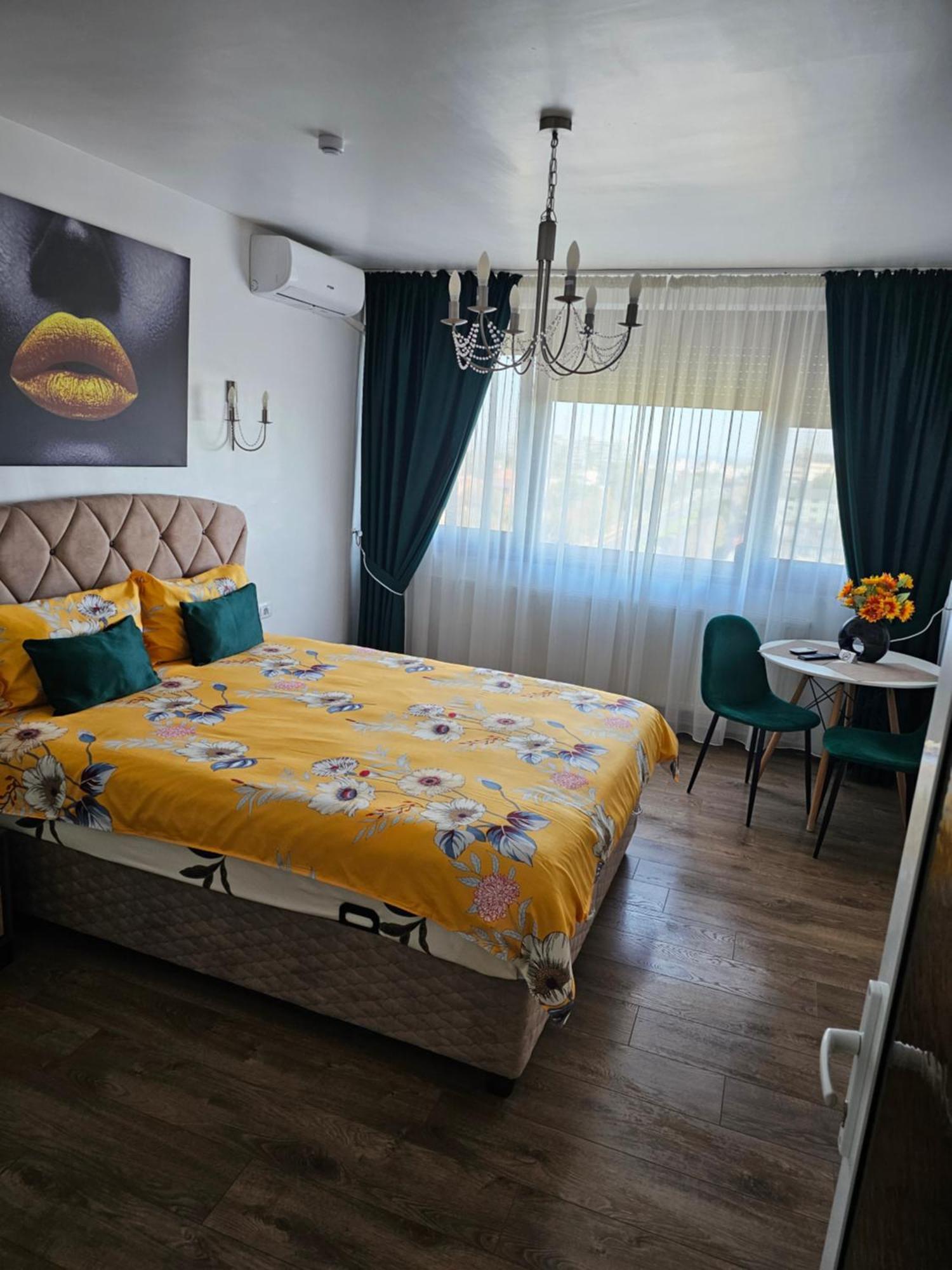 Chic Apartment- Place To Remember Galaţi Esterno foto