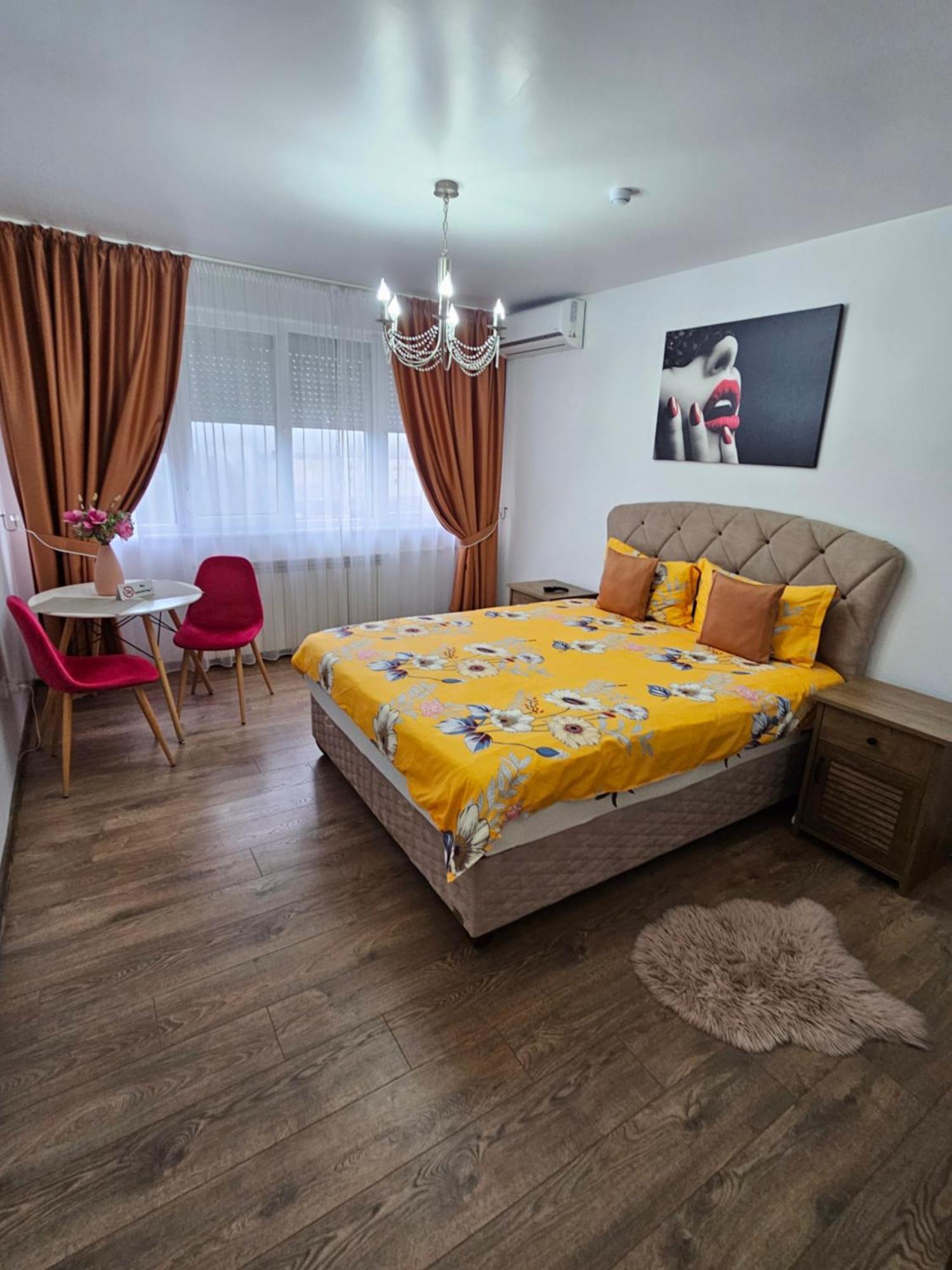 Chic Apartment- Place To Remember Galaţi Esterno foto